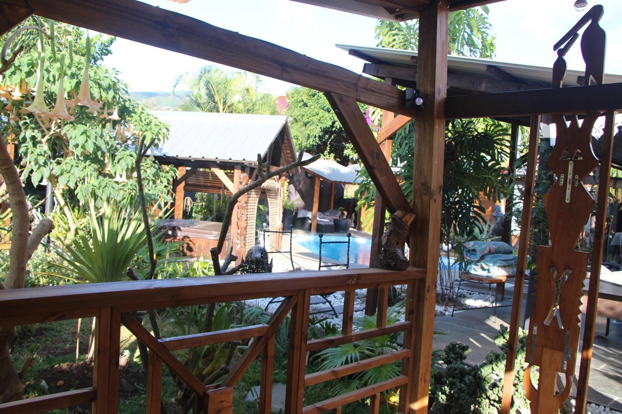 La Liane De Jade 974-Lodge Le Palissandre - Jacuzzi Privatif - Piscine Chauffee Le Bois de Nefles  Exterior photo